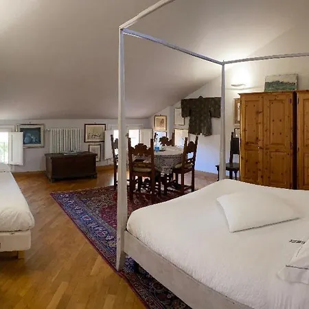 Bed & Breakfast Maison 26 - Luxury Suites 3*