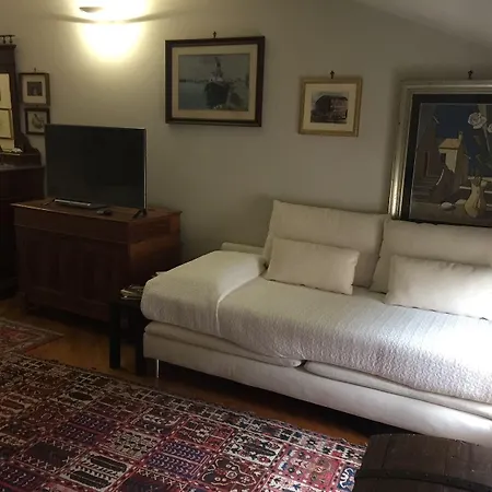 Bed & Breakfast Maison 26 - Luxury Suites 3*