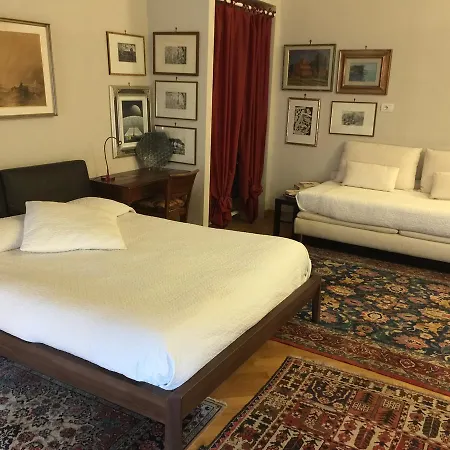 Bed & Breakfast Maison 26 - Luxury Suites 3*