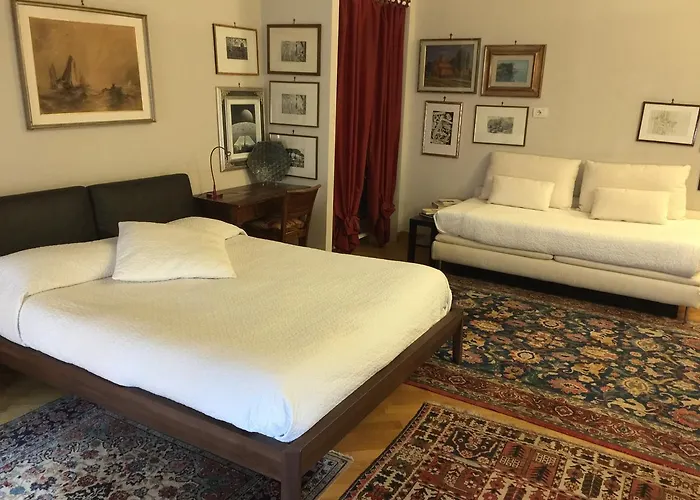 Bed & Breakfast Maison 26 - Luxury Suites 3*